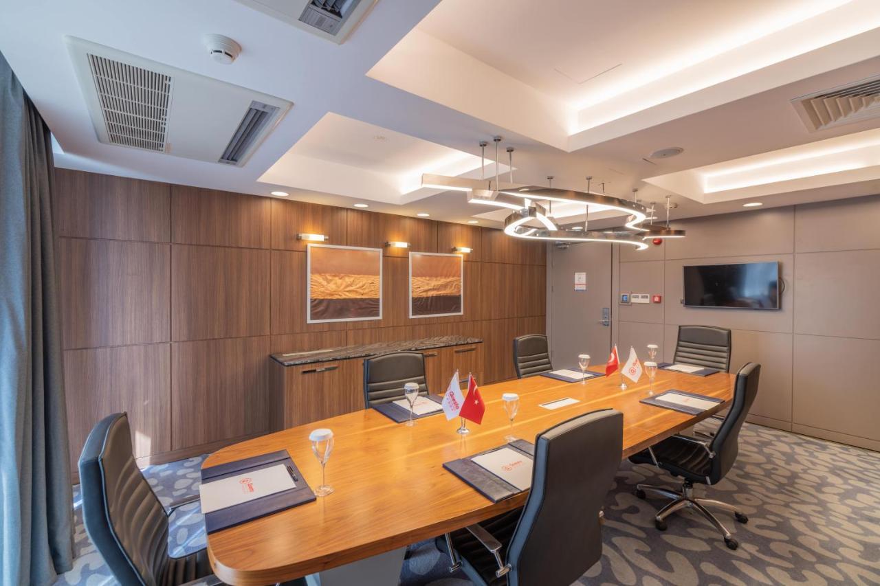 Questa Thermal & Spa Hotel Eskisehir Bagian luar foto