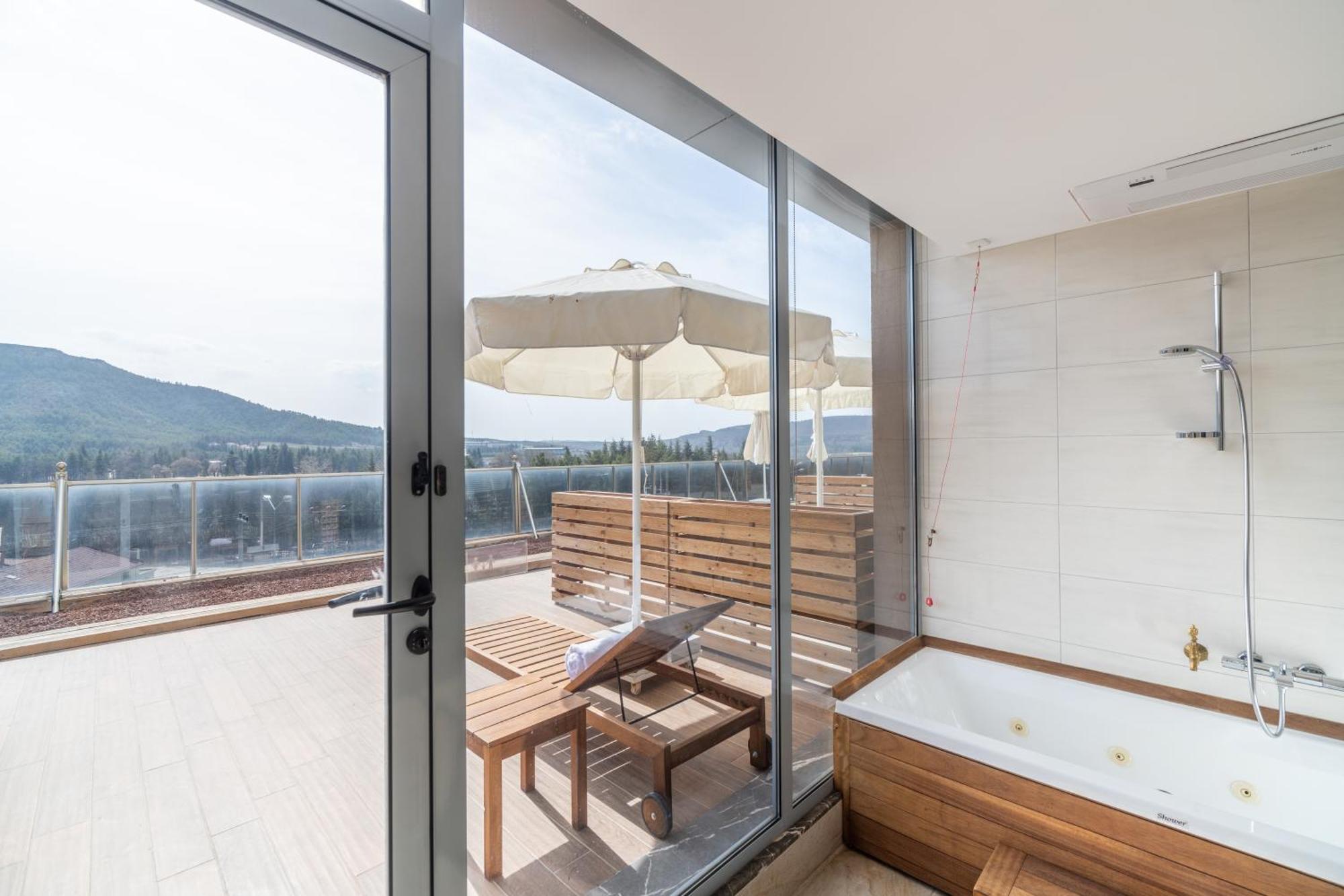 Questa Thermal & Spa Hotel Eskisehir Bagian luar foto